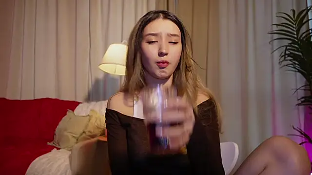 Sarasuo1 online show from 03/19/25, 12:34