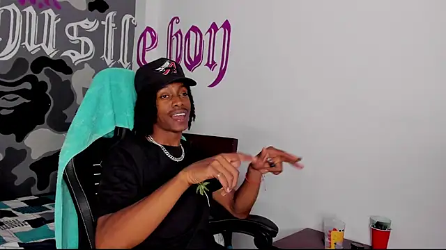 BRYXXXON1 online show from 03/10/26, 05:39