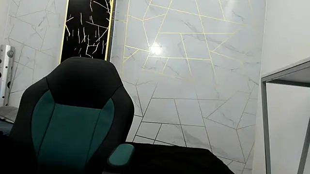 Cloeandtyfanny online show from 11/03/25, 09:07