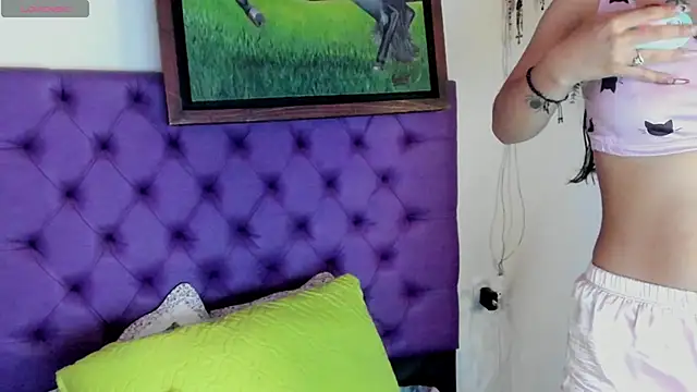 Cloeandtyfanny online show from 06/16/26, 04:29