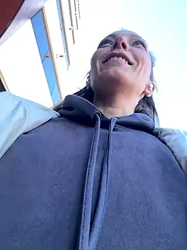 Snapshot of Naughty_Mari chatting on 10/11/25, 11:44 Naughty Mari online show from 10/11/25, 11:44