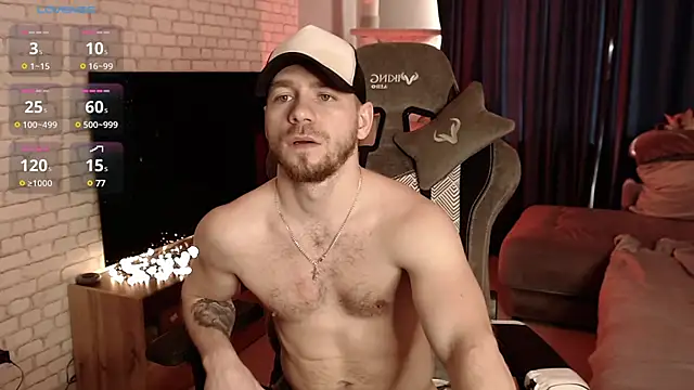 Snapshot of LeoPaulini chatting on 03/19/25, 11:39 LeoPaulini online show from 03/19/25, 11:39