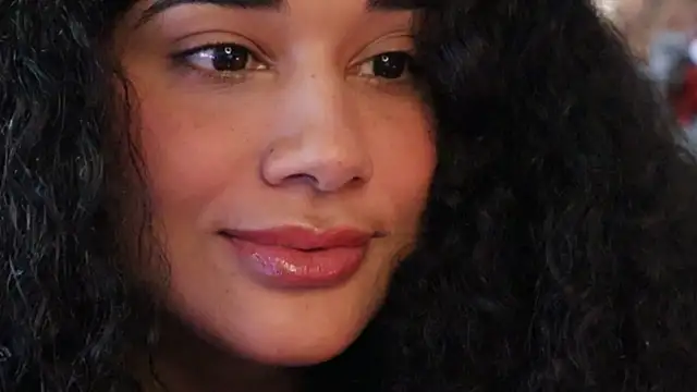 Mysensualbrunette1 online show from 01/07/25, 08:21