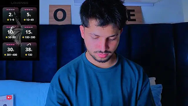 Issac james  online show from 03/25/26, 02:55