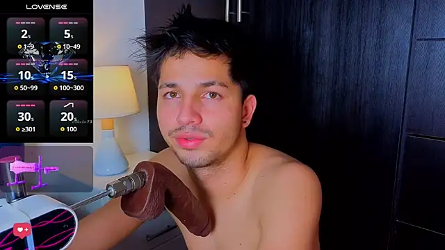 Issac james  online show from 05/31/26, 04:40