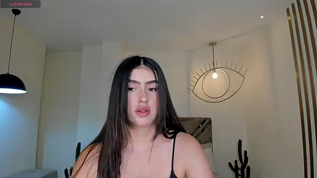 Snapshot of PaulinaSantos_ chatting on 04/23/26, 07:37 PaulinaSantos online show from 04/23/26, 07:37