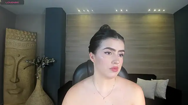 Snapshot of PaulinaSantos_ chatting on 06/25/26, 06:57 PaulinaSantos online show from 06/25/26, 06:57