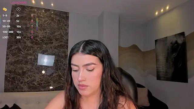 Snapshot of PaulinaSantos_ chatting on 05/31/26, 06:09 PaulinaSantos online show from 05/31/26, 06:09