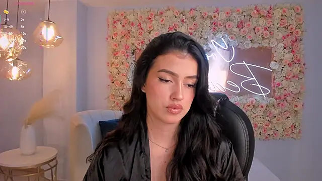 PaulinaSantos  online show from 11/01/25, 08:14