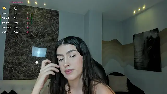 Snapshot of PaulinaSantos_ chatting on 05/31/26, 06:02 PaulinaSantos online show from 05/31/26, 06:02