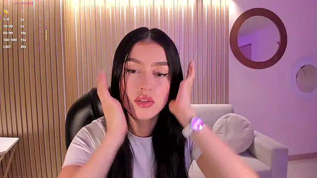 PaulinaSantos  online show from 10/12/25, 06:20