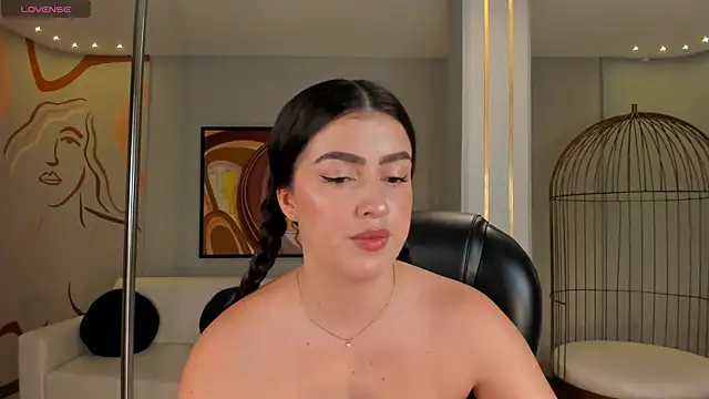 Snapshot of PaulinaSantos_ chatting on 07/08/26, 07:25 PaulinaSantos online show from 07/08/26, 07:25