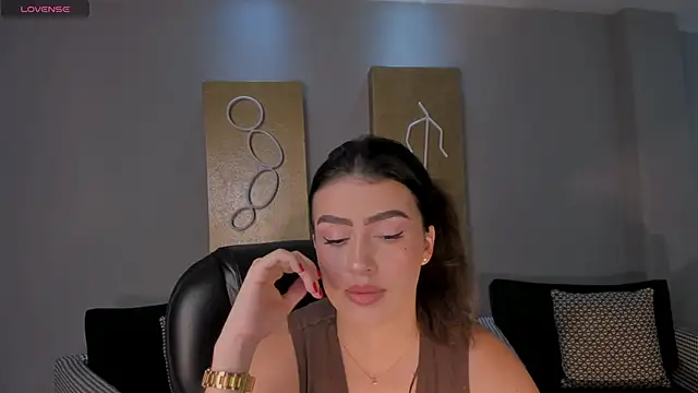 Snapshot of PaulinaSantos_ chatting on 05/14/26, 07:11 PaulinaSantos online show from 05/14/26, 07:11