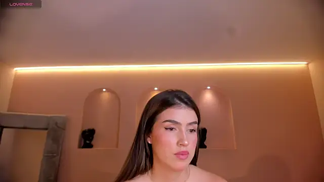 PaulinaSantos  online show from 12/04/25, 07:57