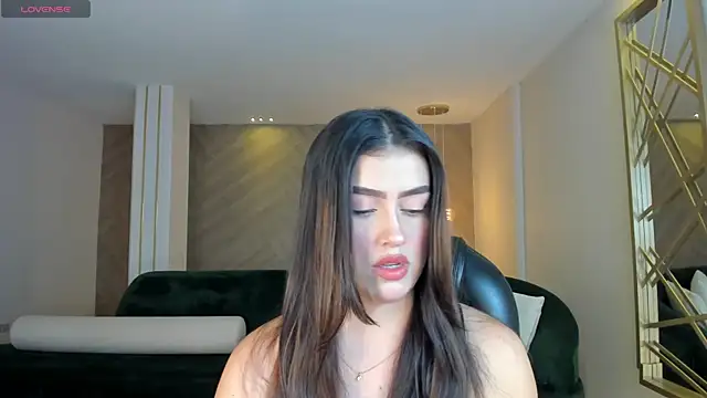Snapshot of PaulinaSantos_ chatting on 06/09/26, 07:26 PaulinaSantos online show from 06/09/26, 07:26
