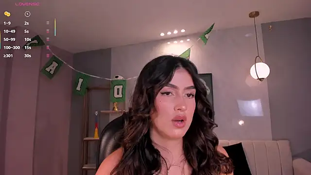 Snapshot of PaulinaSantos_ chatting on 06/17/26, 08:30 PaulinaSantos online show from 06/17/26, 08:30
