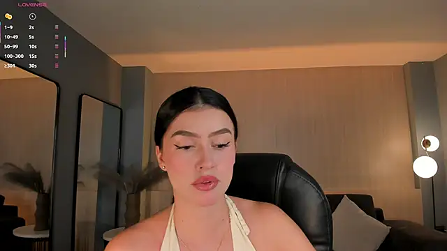 PaulinaSantos  online show from 10/13/25, 07:37