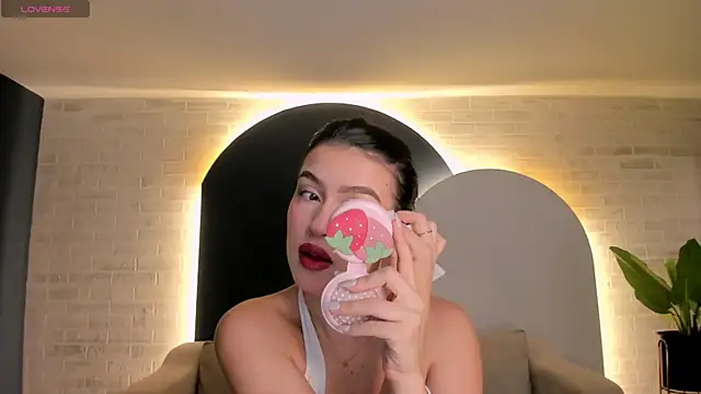 PaulinaSantos  online show from 11/09/25, 05:28