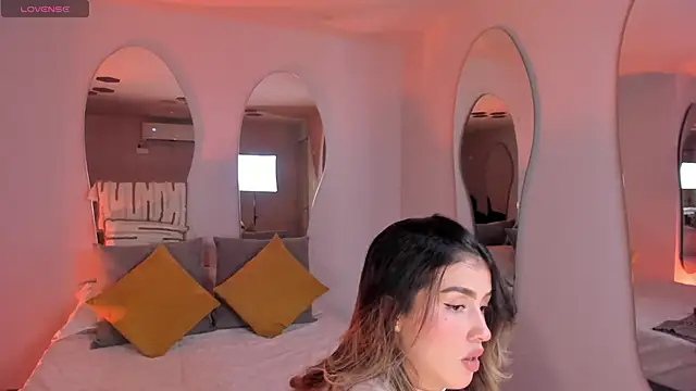 PaulinaSantos  online show from 09/10/25, 07:02