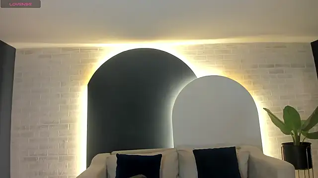 PaulinaSantos  online show from 11/07/25, 07:18