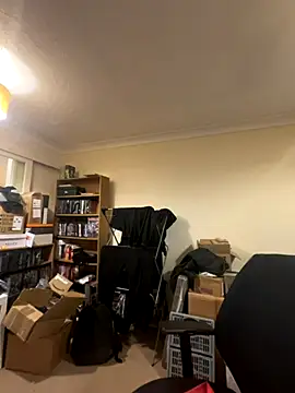 Snapshot of LondonTeffy chatting on 11/11/25, 10:26 LondonTeffy online show from 11/11/25, 10:26