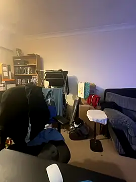 Snapshot of LondonTeffy chatting on 10/27/25, 09:49 LondonTeffy online show from 10/27/25, 09:49