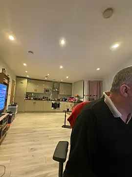 Snapshot of LondonTeffy chatting on 02/02/26, 09:58 LondonTeffy online show from 02/02/26, 09:58