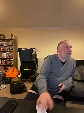 Snapshot of LondonTeffy chatting on 03/17/25, 10:19 LondonTeffy online show from 03/17/25, 10:19
