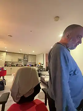 LondonTeffy online show from 03/30/26, 09:05