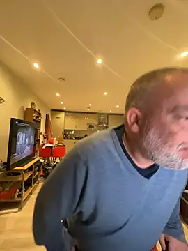 LondonTeffy online show from 03/26/26, 10:18