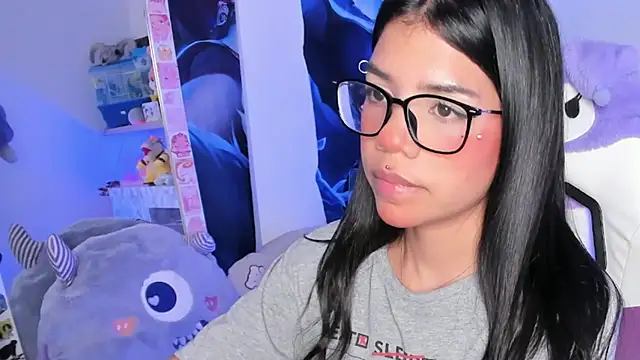 Snapshot of cutestephuwu chatting on 02/19/25, 07:39 cutestephuwu online show from 02/19/25, 07:39