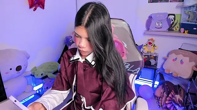 Snapshot of cutestephuwu chatting on 10/15/25, 11:57 cutestephuwu online show from 10/15/25, 11:57