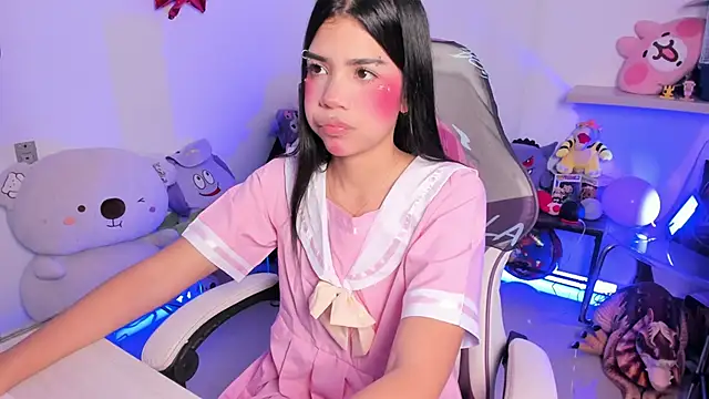 Snapshot of cutestephuwu chatting on 10/10/25, 12:55 cutestephuwu online show from 10/10/25, 12:55