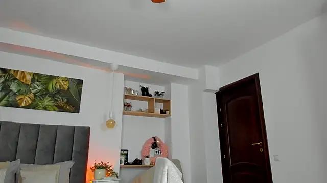 Fancy Jenn online show from 11/24/25, 08:31