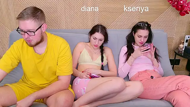 Ksenny online show from 03/31/26, 04:47