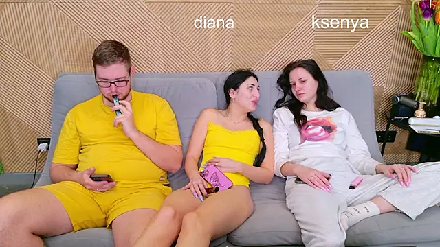 Ksenny online show from 03/10/26, 03:54