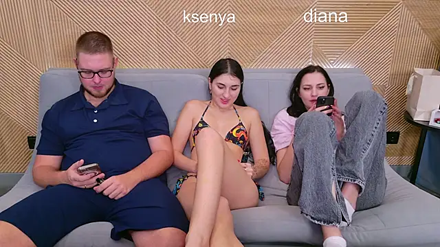 Ksenny online show from 11/24/25, 11:16