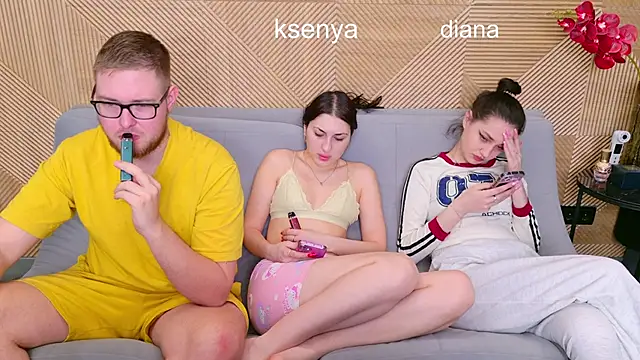 Ksenny online show from 03/30/26, 04:58