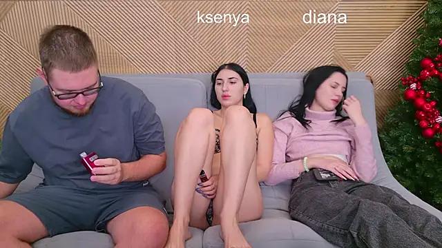 Ksenny online show from 12/05/25, 04:22