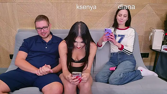 Ksenny online show from 11/06/25, 04:44