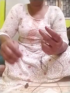 Tamilpriya46 online show from 10/01/25, 04:55