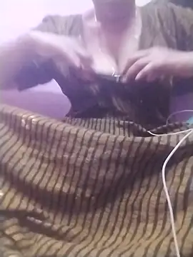 Tamilpriya46 online show from 03/04/25, 08:35