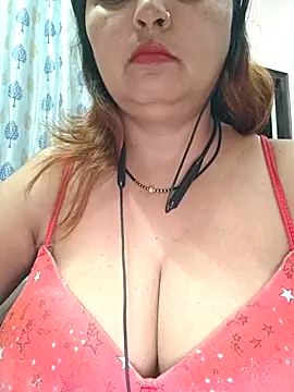 Dianaa9 online show from 02/12/26, 06:57