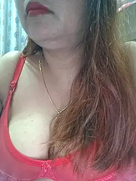 Snapshot of Dianaa9 chatting on 06/02/26, 08:47 Dianaa9 online show from 06/02/26, 08:47