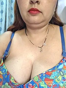 Dianaa9 online show from 03/17/26, 06:44