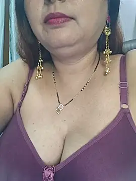 Dianaa9 online show from 04/19/26, 06:10