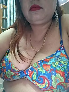 Snapshot of Dianaa9 chatting on 06/11/26, 05:10 Dianaa9 online show from 06/11/26, 05:10