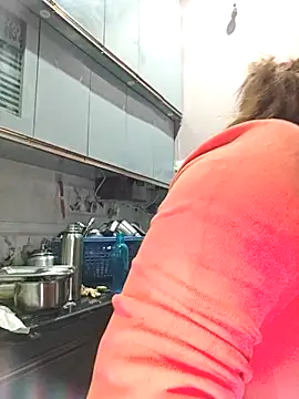 Dianaa9 online show from 11/30/25, 07:42