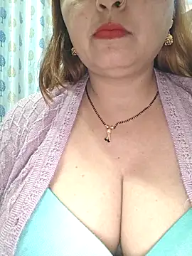 Dianaa9 online show from 12/02/25, 07:48