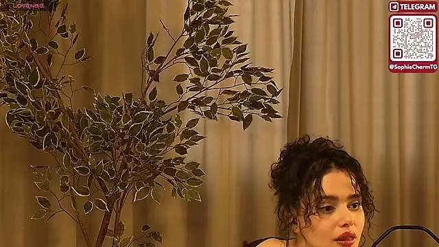 SophieCharm online show from 02/09/26, 08:23